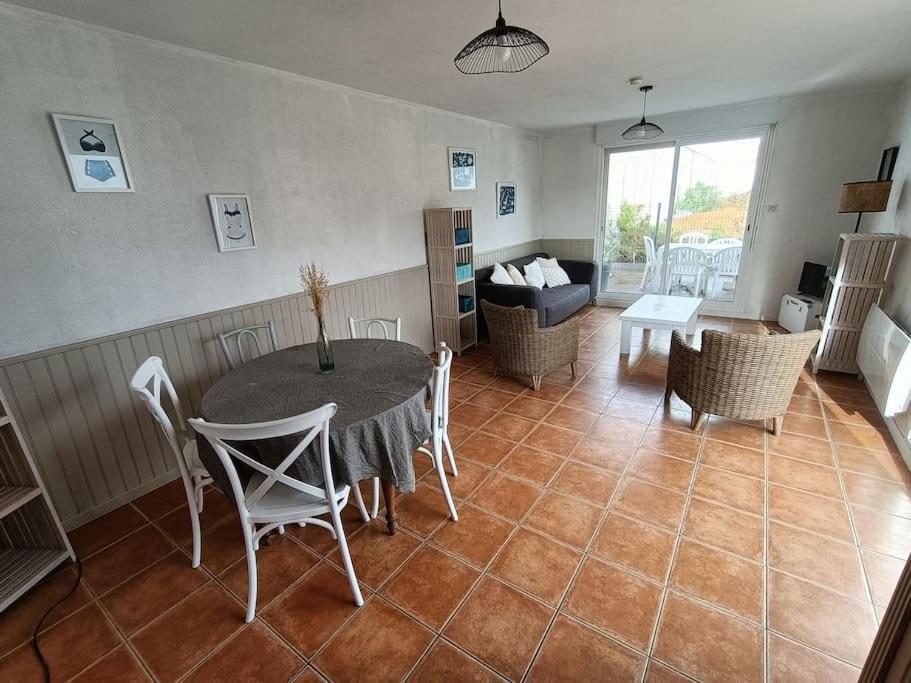 Maison 6 Pers Proche Plage De Tanchet La Pironniere Luaran gambar